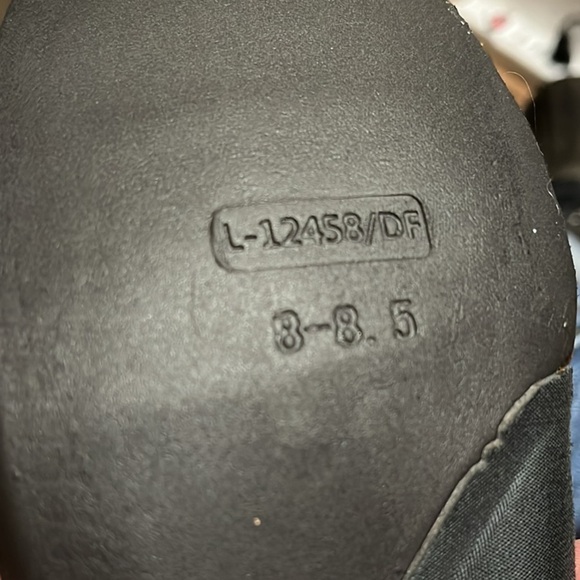 Bzees Zora Black Microfiber Washable Wedge Ankle Boots Size 8 - 8.5 Women's - Picture 10 of 11